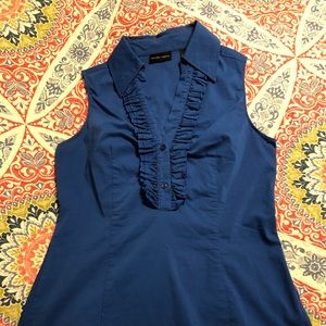 New York and Company sleeveless button up size S